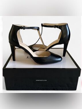 NIB~Black Leather T-Strap High Heel Pumps